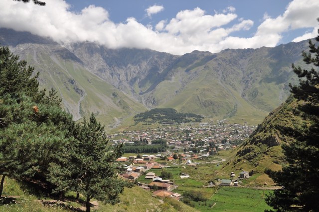Blick auf das Dorf Kazbeki