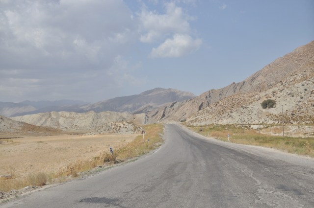Straße zur turkmenischen Grenze